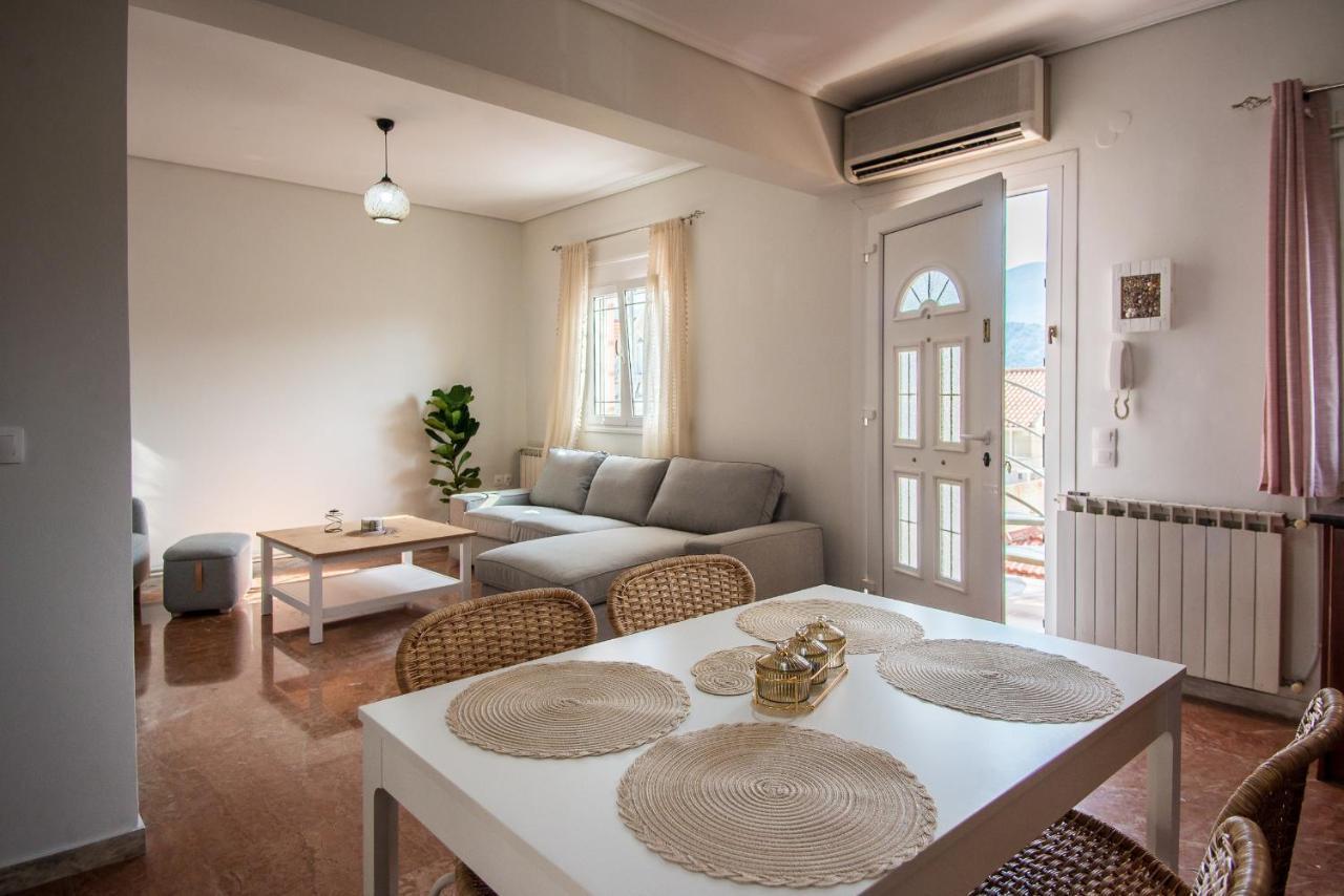 Argostoli Heart:A Perfect Escape Apartment ภายนอก รูปภาพ