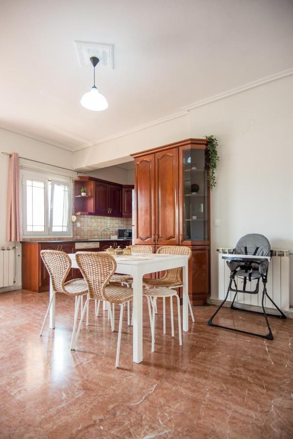 Argostoli Heart:A Perfect Escape Apartment ภายนอก รูปภาพ